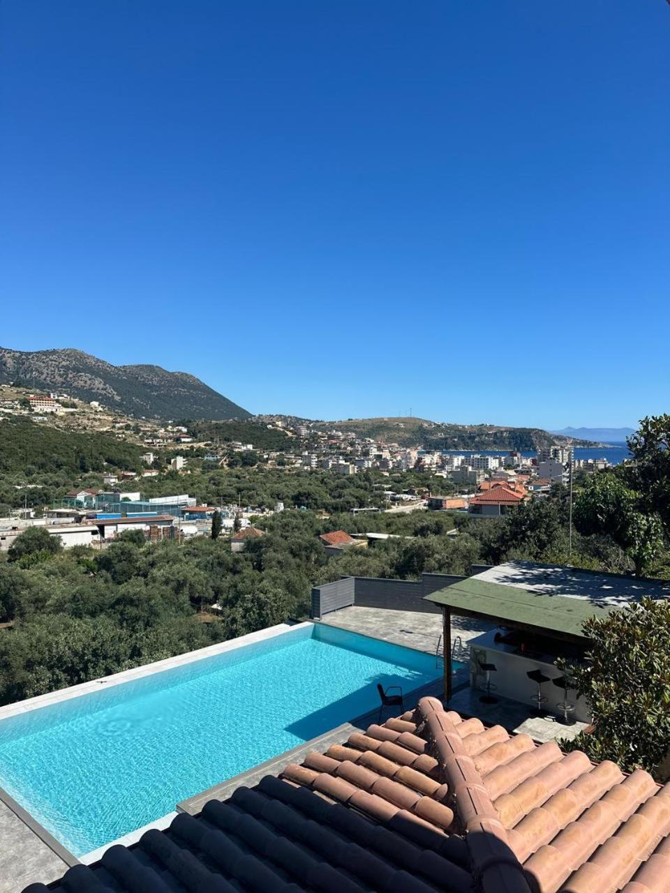 Royal 1967 Bed and Breakfast Himare Exteriör bild